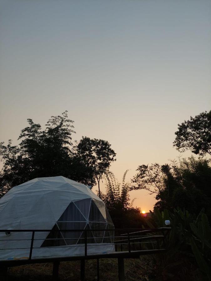 Hotel นรดีฮิวล์ รีสอร์ต เขาแผงม้า วังน้ำเขียว Ban Sap Bon  Exterior foto