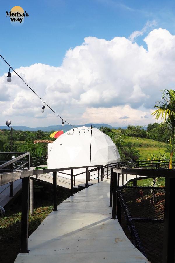 Hotel นรดีฮิวล์ รีสอร์ต เขาแผงม้า วังน้ำเขียว Ban Sap Bon  Exterior foto